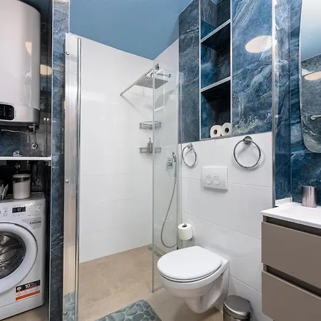 Sea Spirit Apartment *