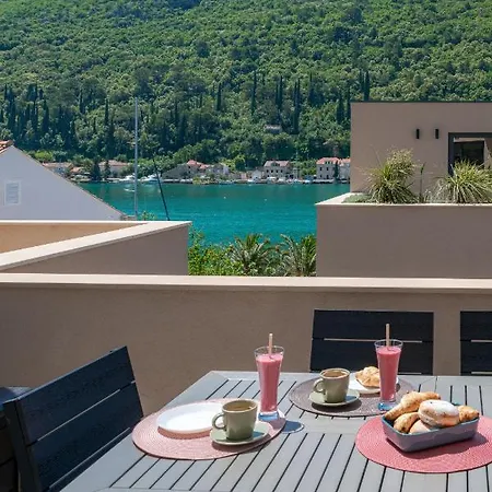 Sea Spirit Apartment *